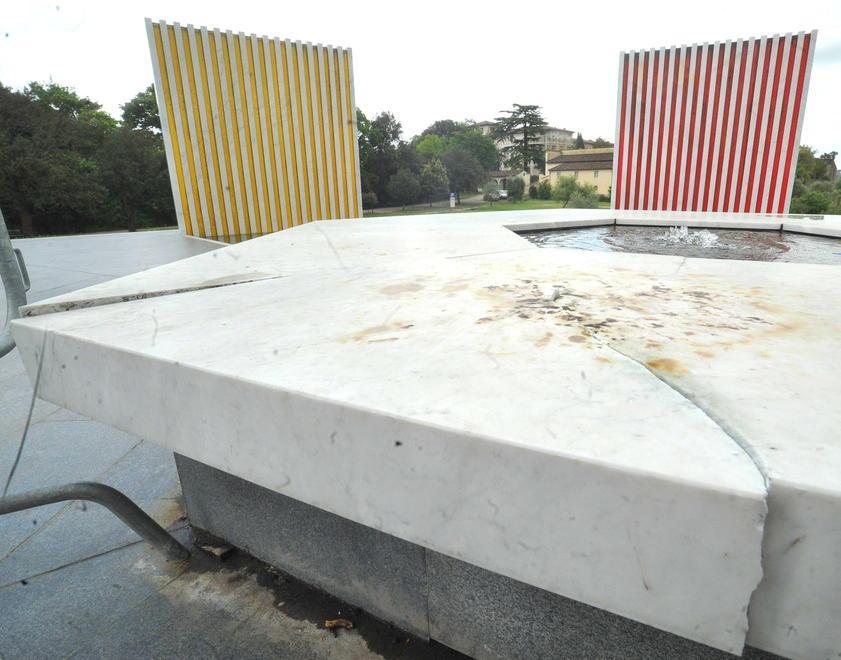 Nuovi occhi elettronici per la Fontana di Buren