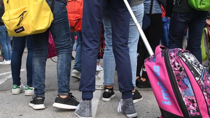 Caos uscite da scuola: regole uguali per tutti