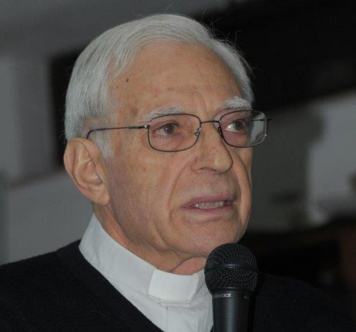 L’ultima messa di don Nazzareno Lascia Scarlino dopo 40 anni