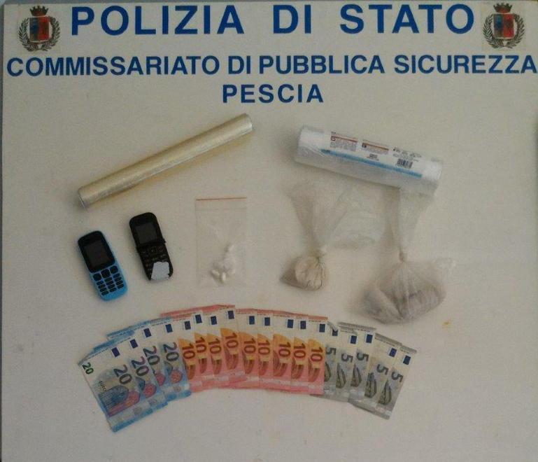 Giovane spacciava eroina vicino all’ospedale: arrestato 