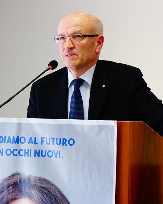 «Dovete impegnarvi nella politica» 
