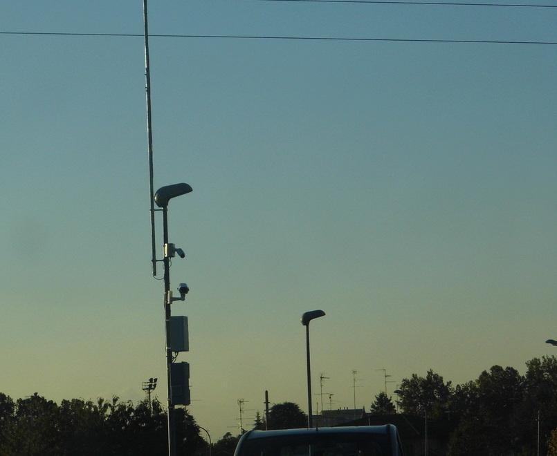 Nuovi occhi elettronici per scuole, piscina e stadio 