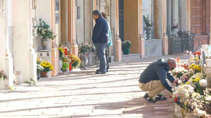 Commemorazione defunti cambiano sosta e viabilità