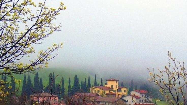 Concime nauseabondo i cittadini chiusi in casa