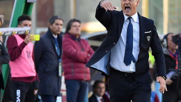Blindare la difesa Una nuova missione per mister Vivarini