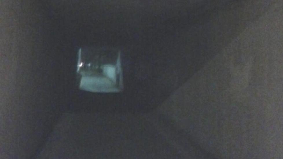 Sottopassaggio da mesi al buio