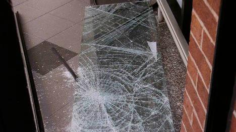Furto di tablet e smartphone al centro commerciale Multiplo