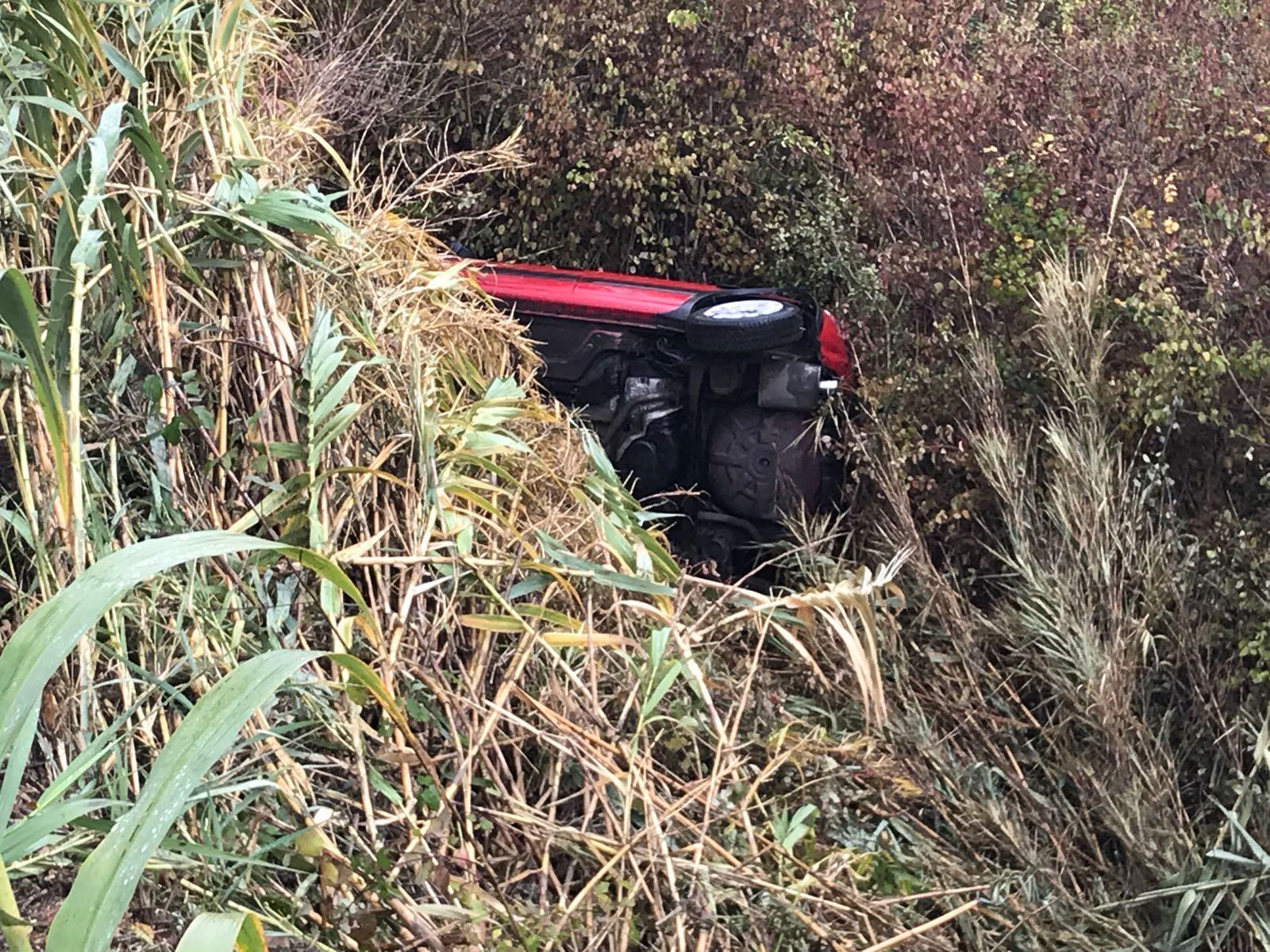 La Fiat Panda finita fuori strada