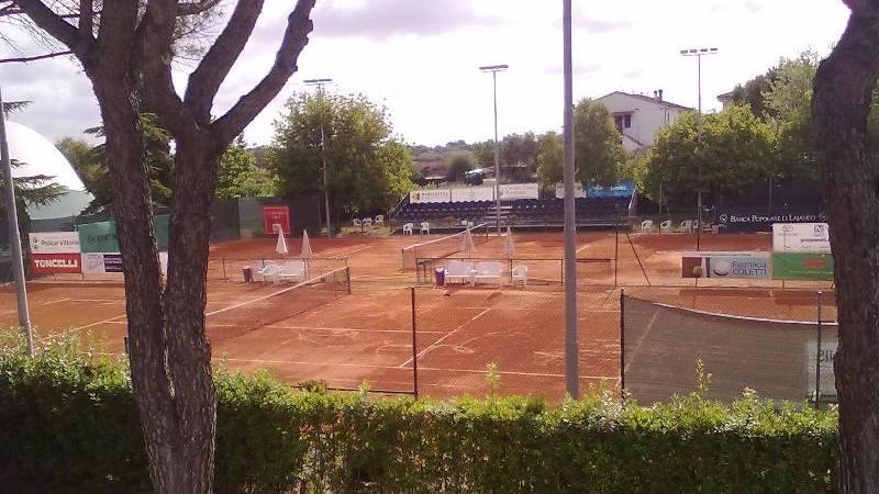 Una veduta dei campi del Circolo tennis Pontedera