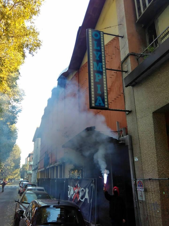 Modena, il collettivo Guernica occupa l'ex cinema Olympia 