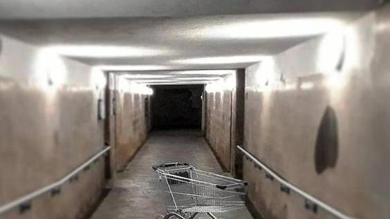 Nel tunnel ora si parcheggiano i carrelli