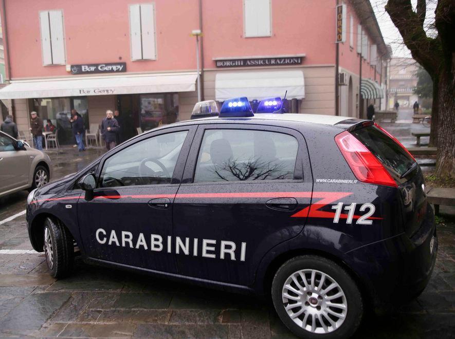 Malore alla guida, salvato dai carabinieri 