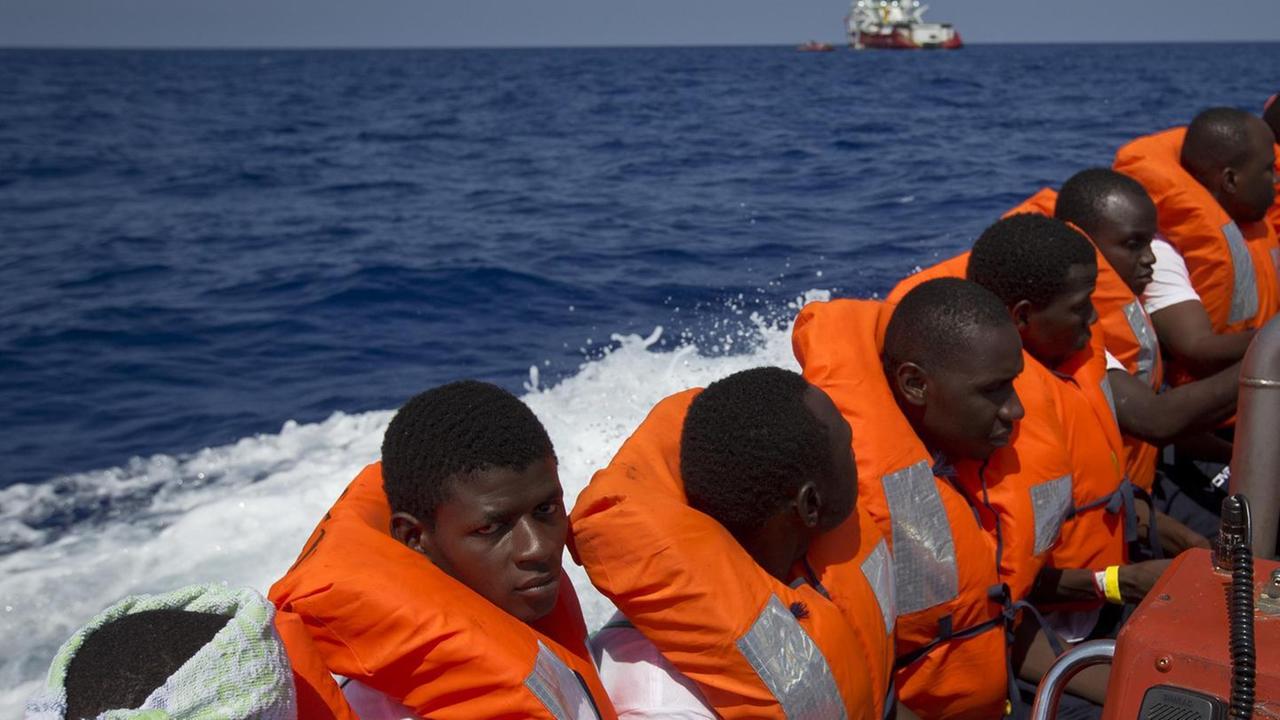 Migranti, un forum nelle scuole