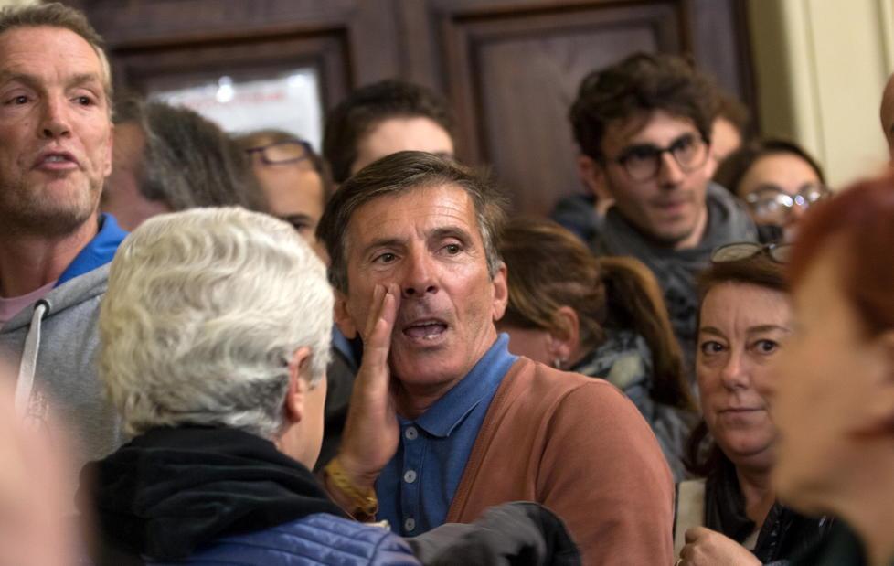 «Siamo rimasti tutti sconvolti Picchiato così per un orologio?»