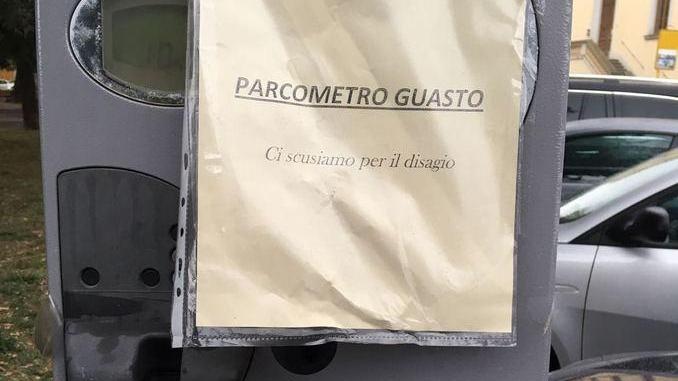 Dieci parchimetri fuori uso in città Sosta blu... gratis