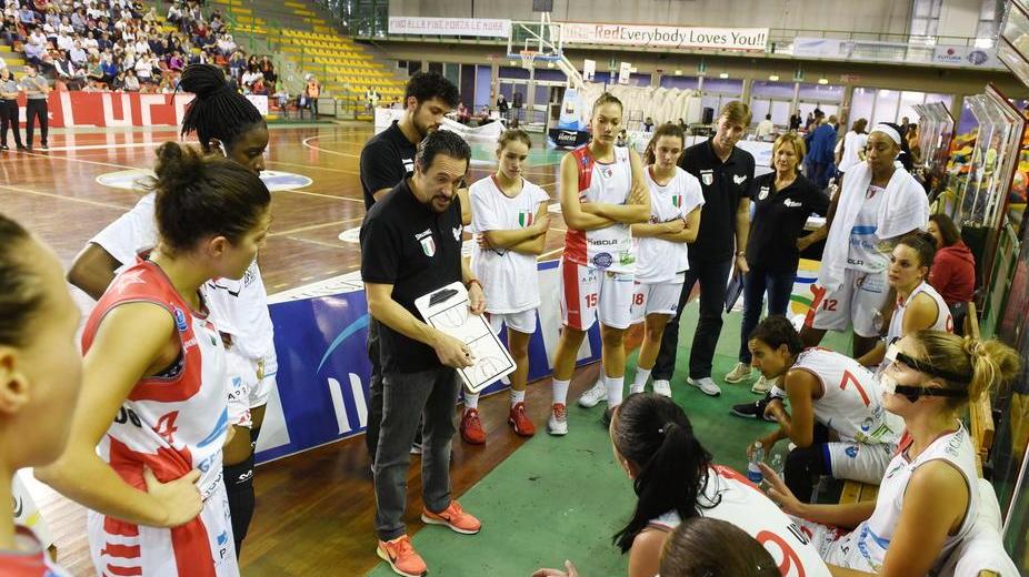 Basket Le Mura nella tana del Ragusa