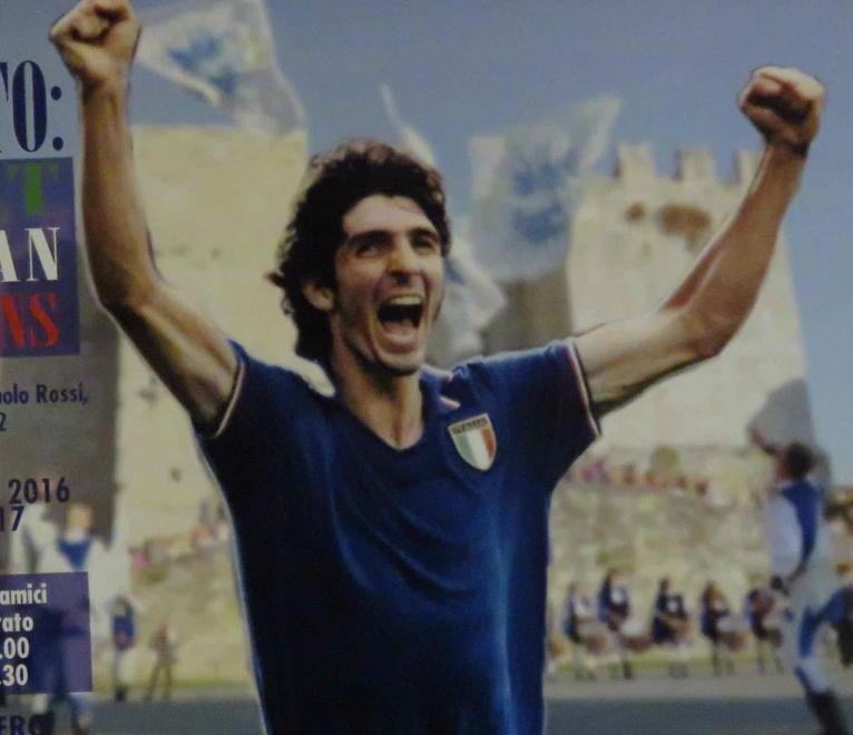 Carrara, Paolo Rossi visita la Cooperativa Scultori 