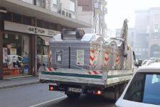 Nuovi cassonetti posati in centro storico e in periferia