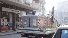 Nuovi cassonetti posati in centro storico e in periferia