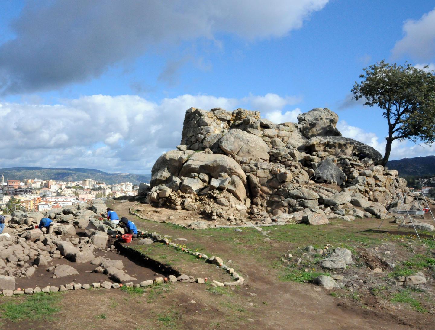 Tanca Manca: un percorso tra archeologia e natura