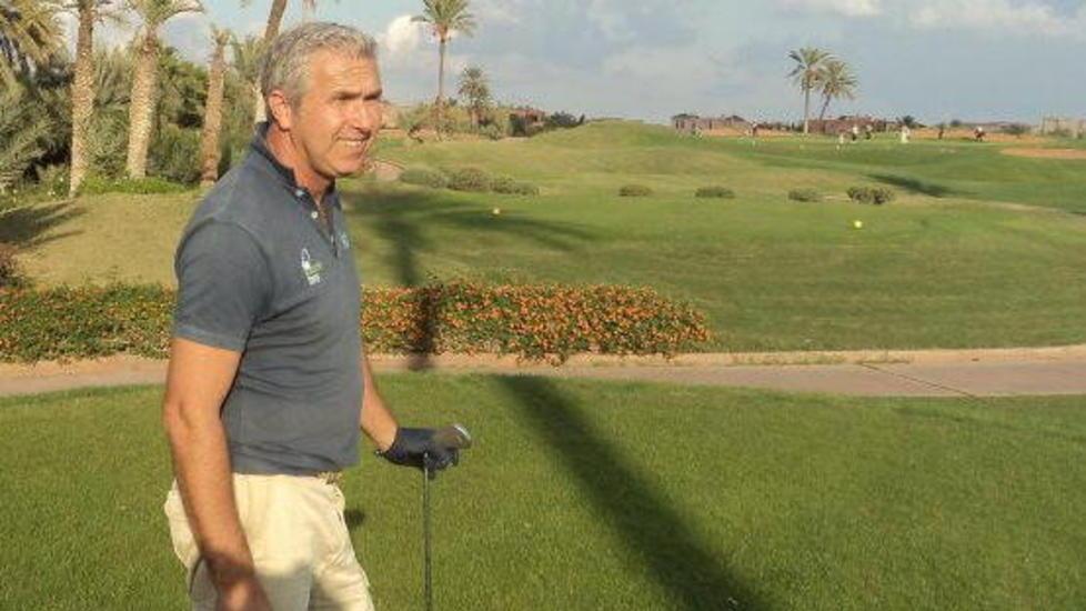 Imprenditore e campione di golf muore nel sonno a 56 anni