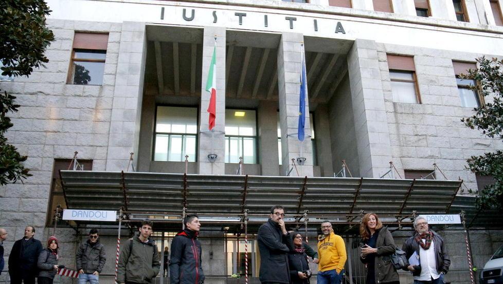 «Era un prestanome della camorra? Io lo cacciai per i miasmi del locale» 