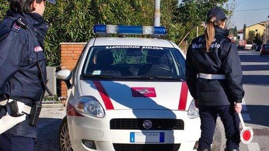 Sulle strade 100 auto “fuorilegge”