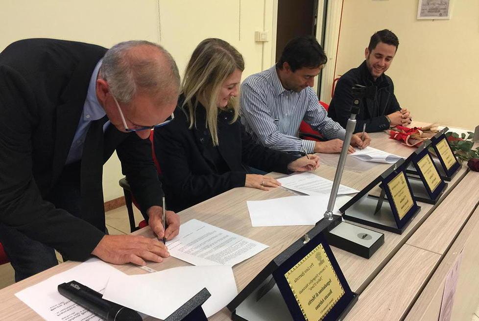 Gli scatti di D’Iorio diventano digitali