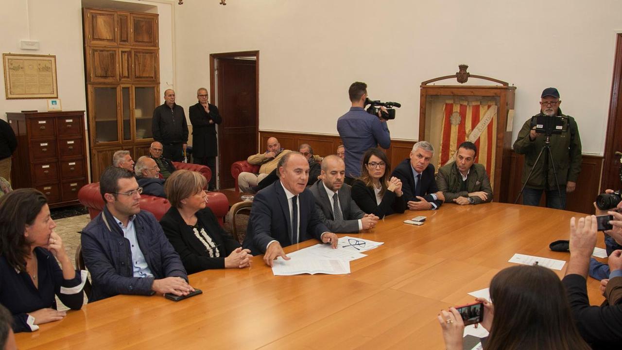 Alghero, il sindaco Mario Bruno riparte senza l’appoggio del Pd