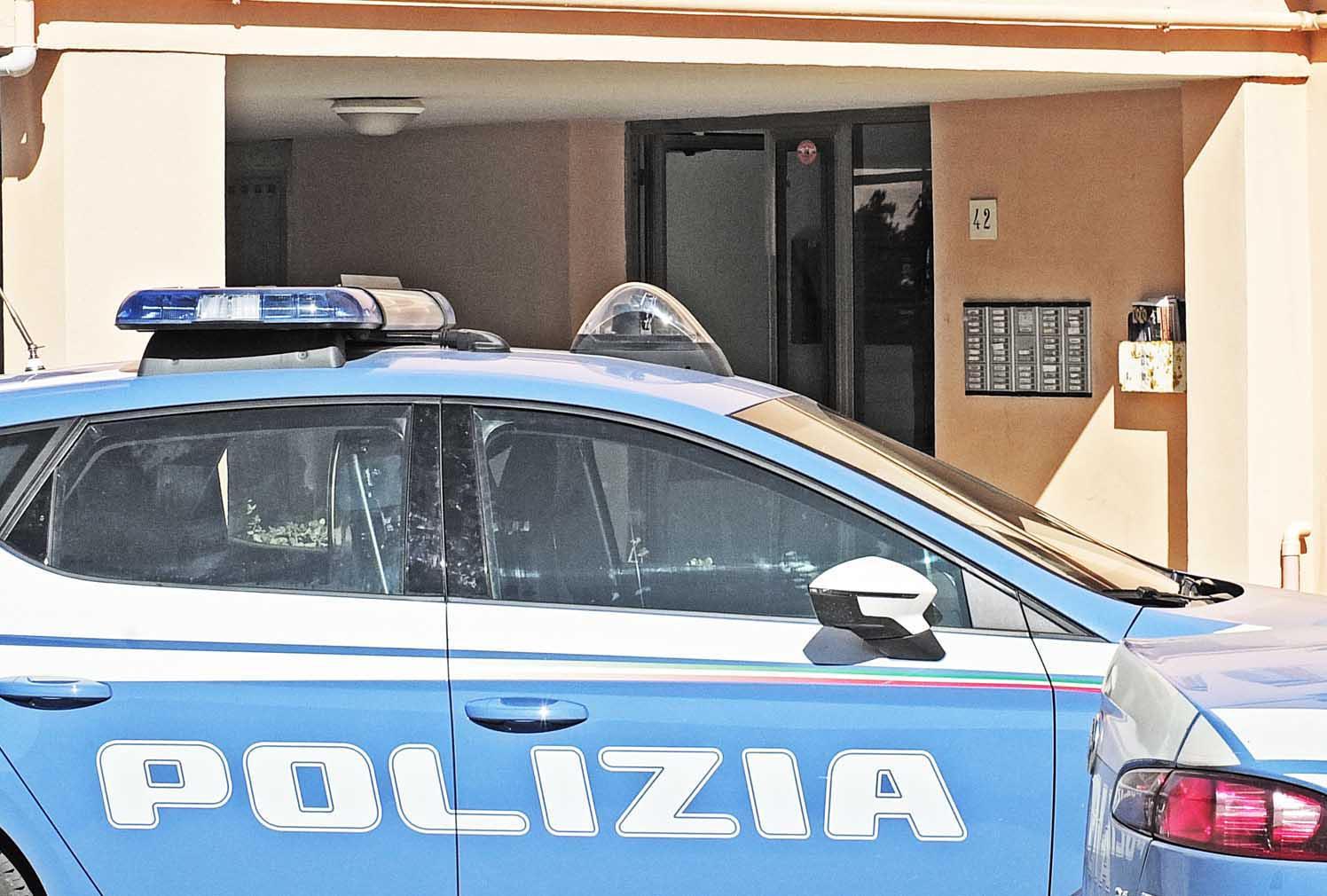 Una volante della polizia