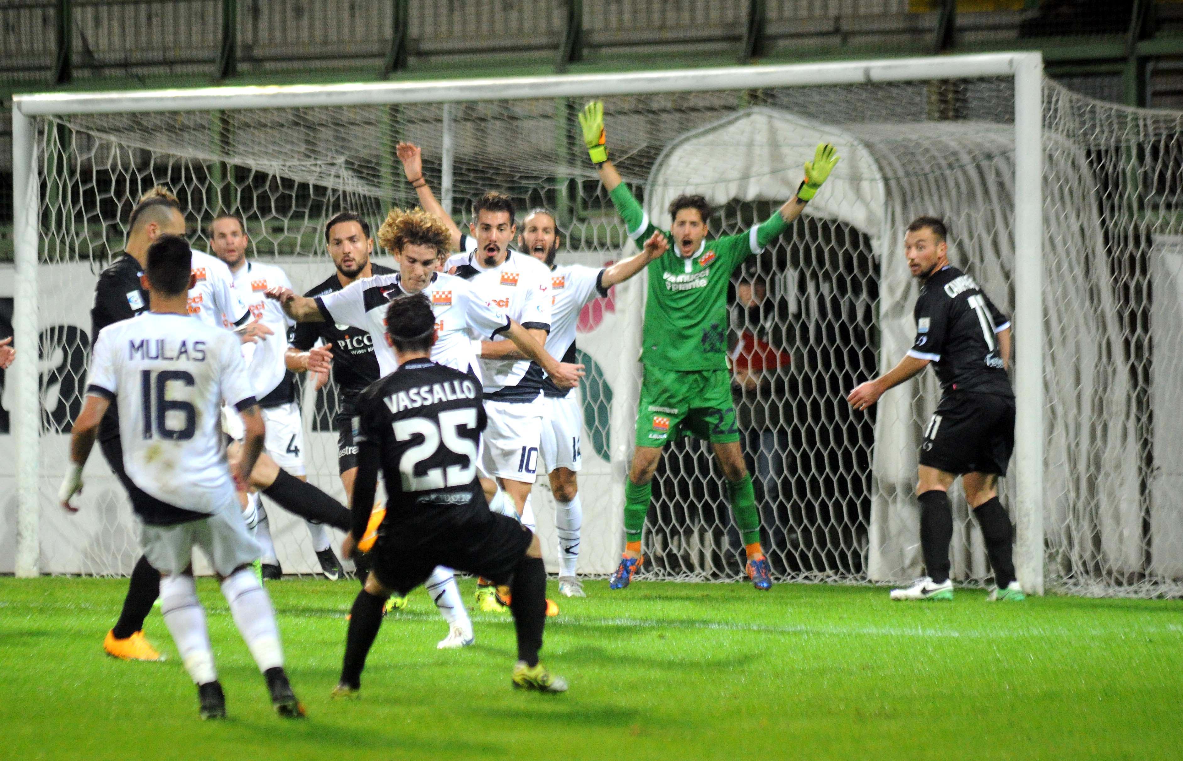 Pistoiese, prima sconfitta in casa nel derby con il Siena 