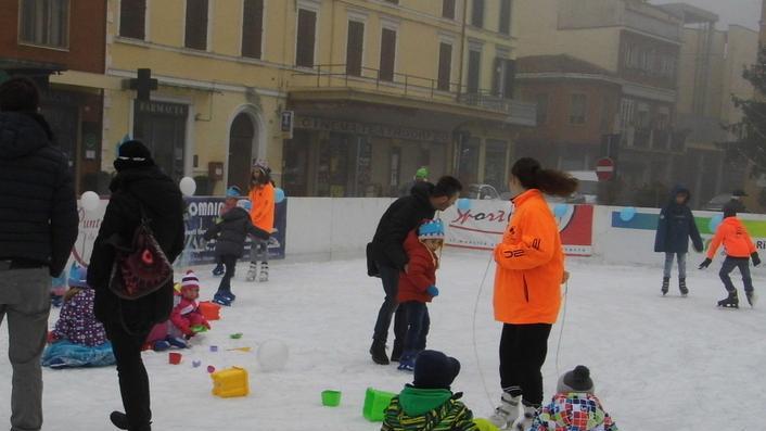 Pista del ghiaccio per le feste Aperta la gara per l’appalto