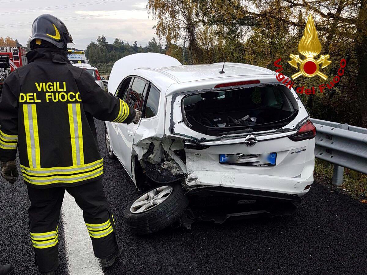 Tamponamento a catena sull'autostrada, in due al Pronto soccorso 