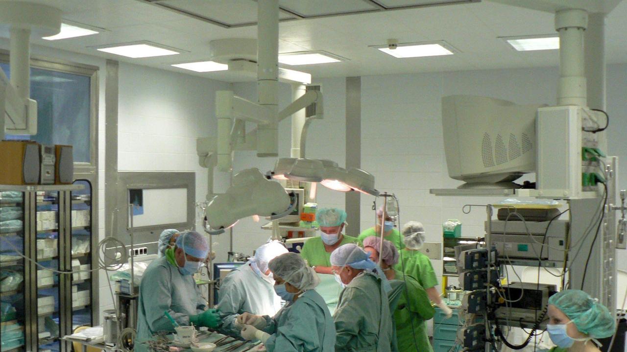 Una sala operatoria cardiologica (foto d'archivio)