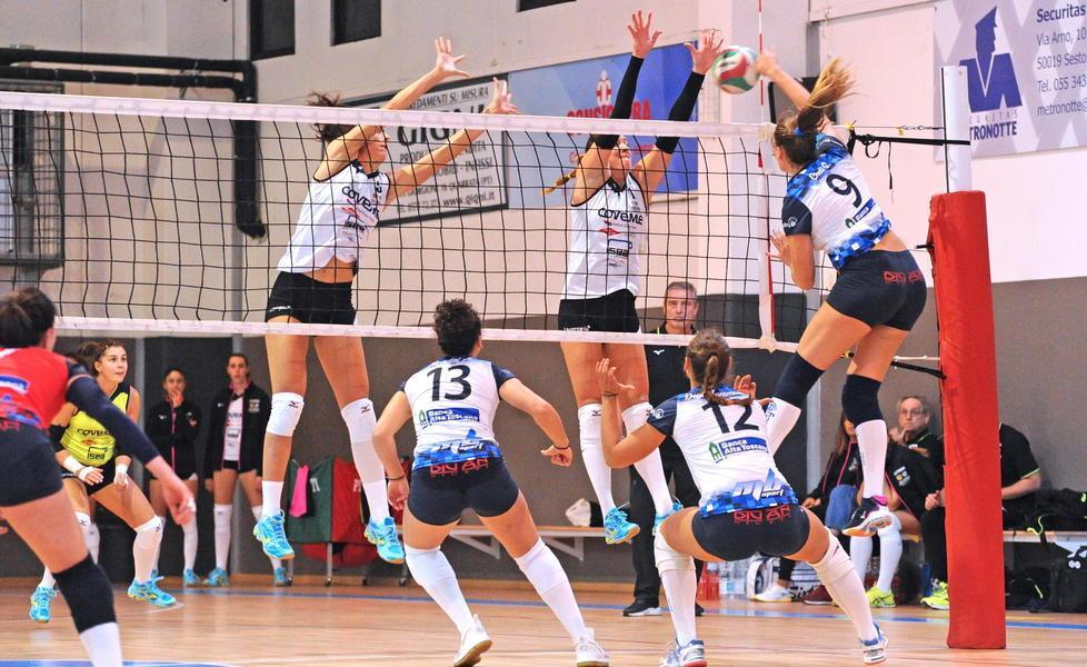 Un'azione di attacco del Blu Volley Quarrata (Foto Gori)