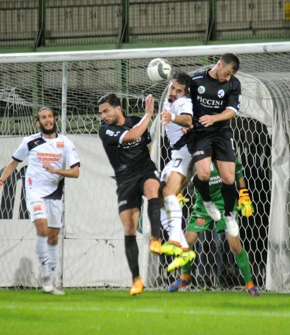 Rossini: «Errori nel gestire il pallone» 