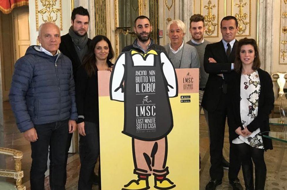 Cibi scontati, una app ci avverte 