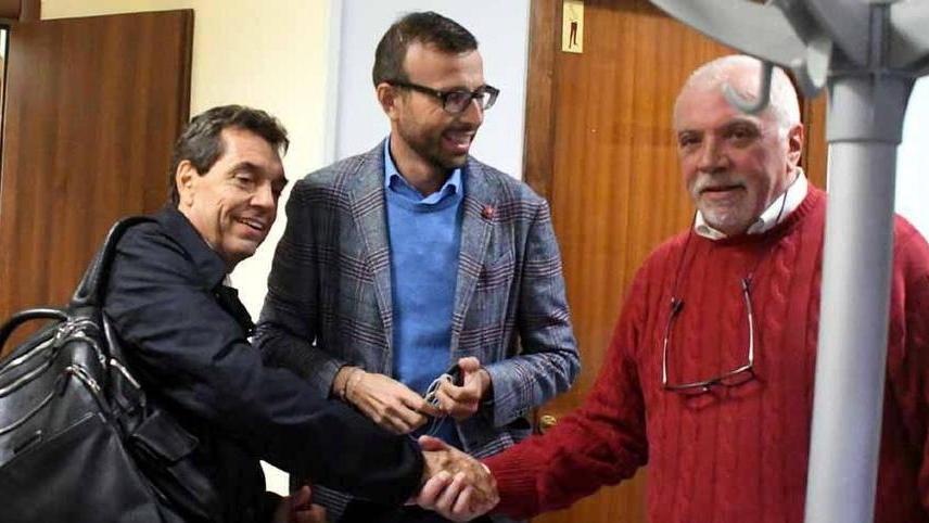 Saltano due candidature ai congressi