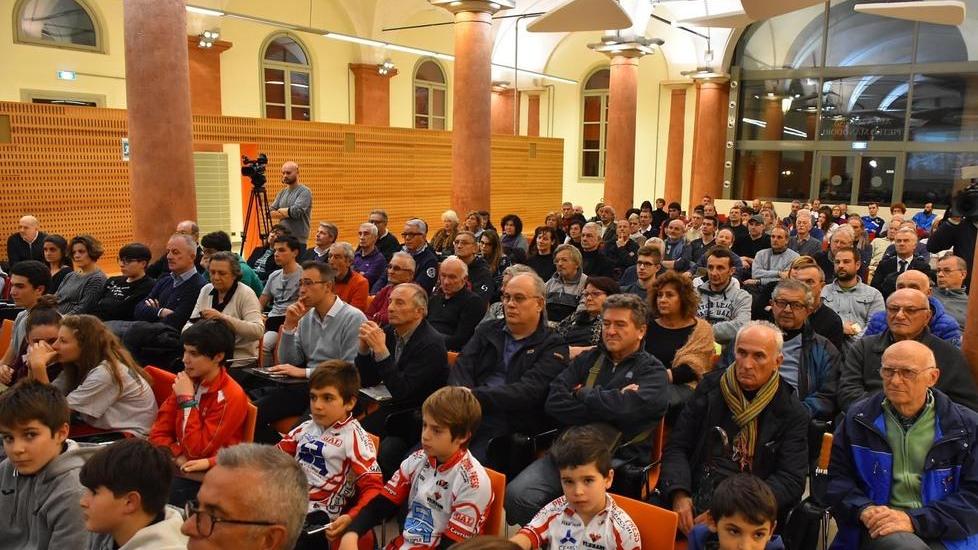 Tanti ragazzi all’evento per Scarponi