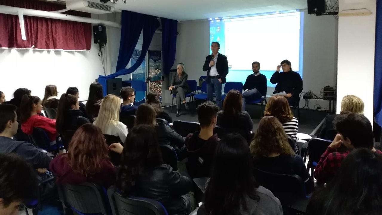 Accoglienza, Nizzi e Balata a confronto con gli studenti
