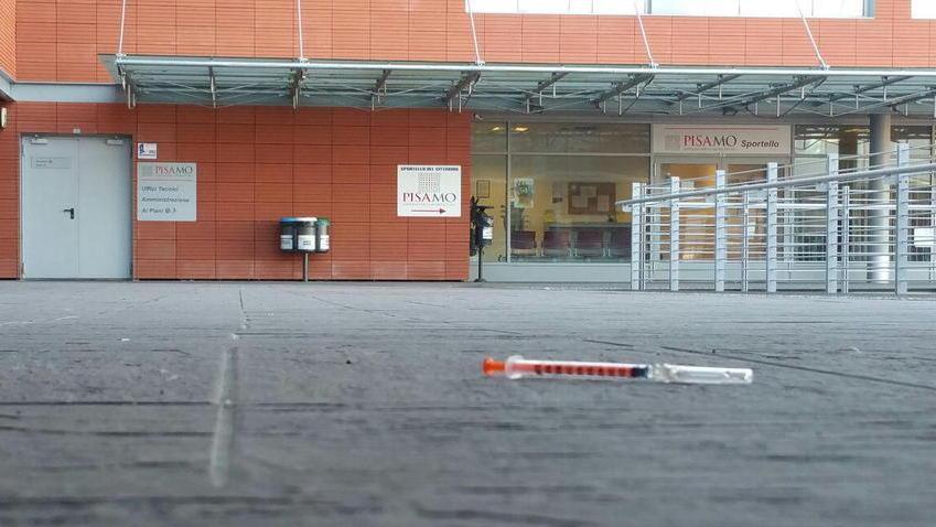 Un rifugio del “buco” a pochi passi dal comando dei vigili