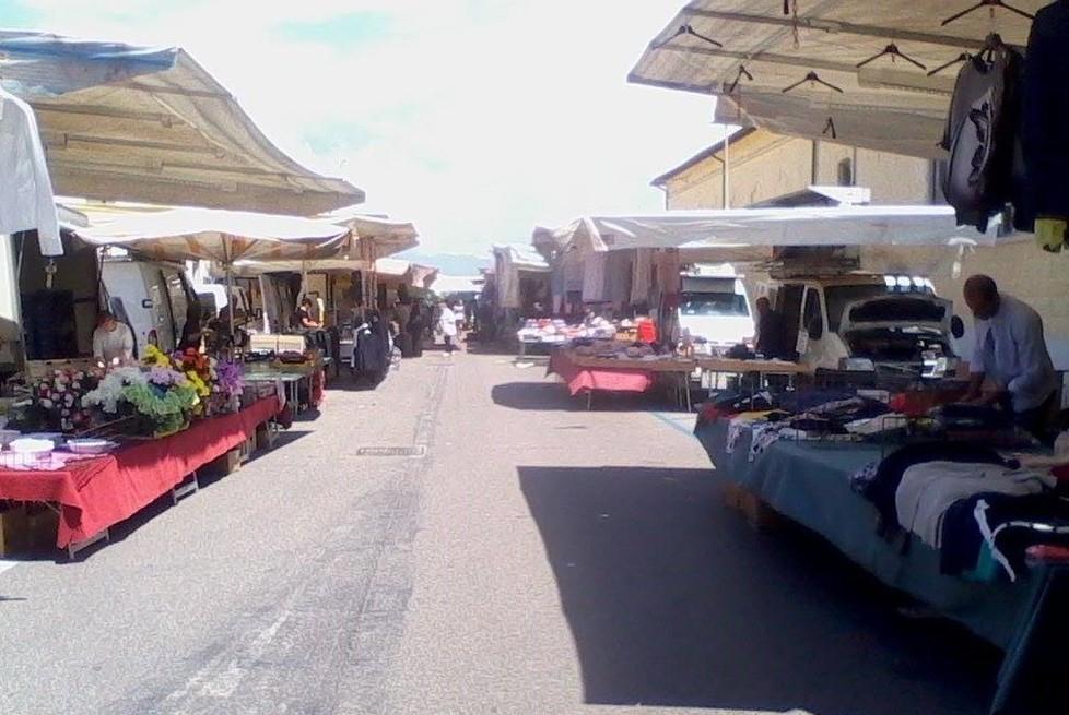 Mercati, si cambia: eventi anche a Calambrone 