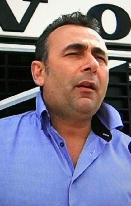 «Con 500 euro si poteva avere un telefono» 