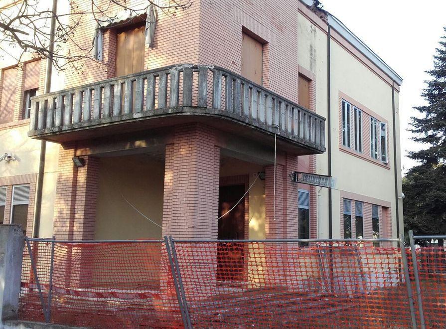 Il fantasma della caserma Mai visti i lavori promessi 