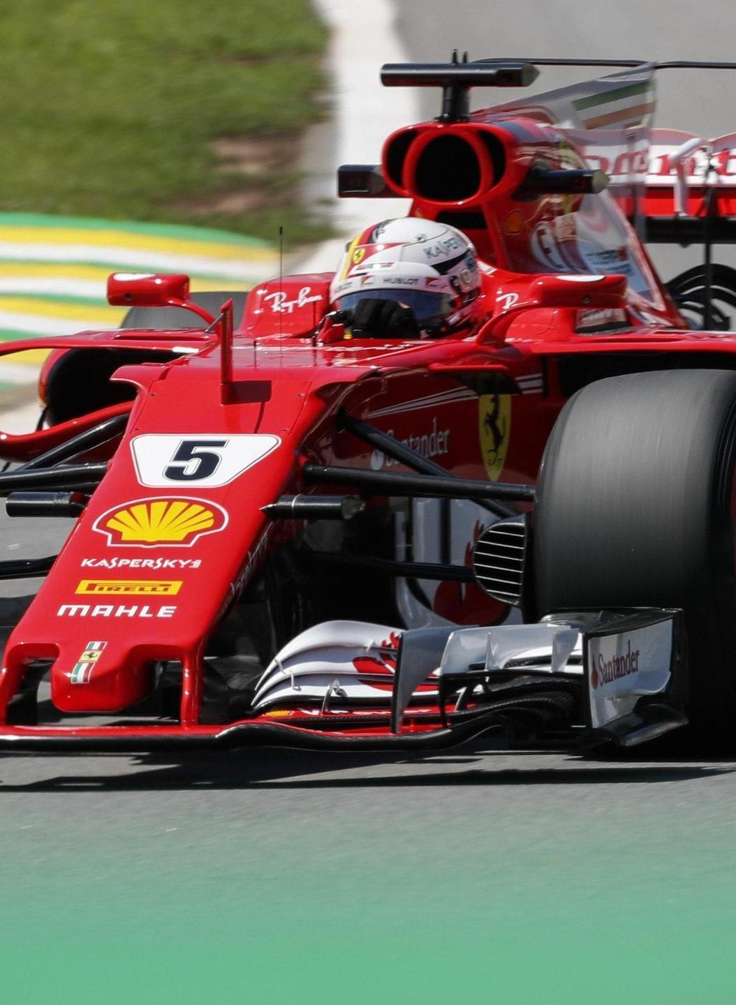 Hamilton domina le libere, Vettel è quarto