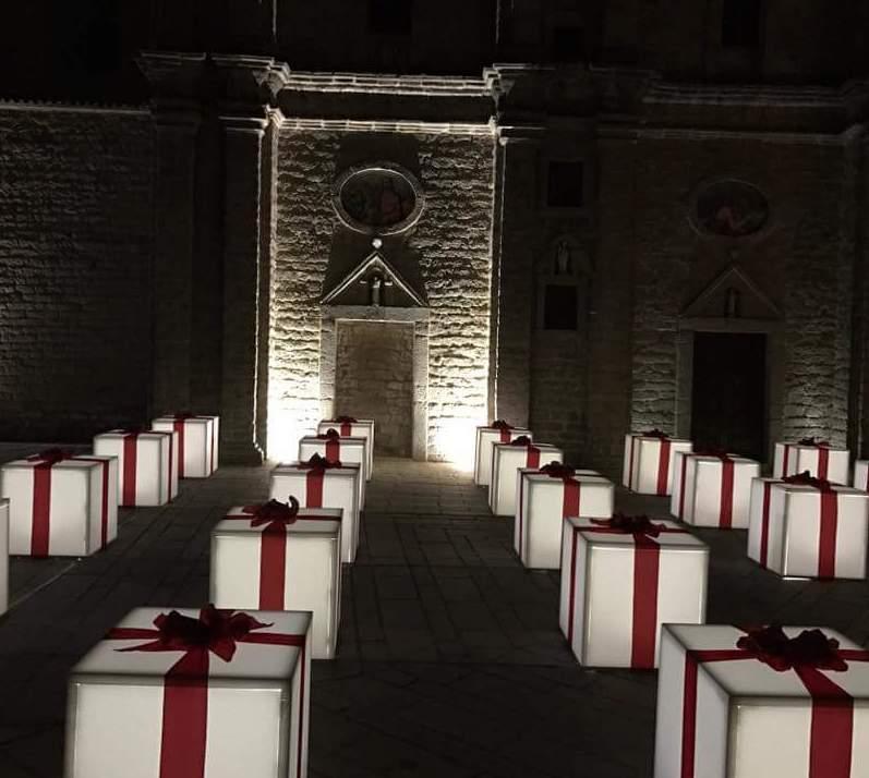 A Natale la città si fa bella: «Mettete in campo le idee» 