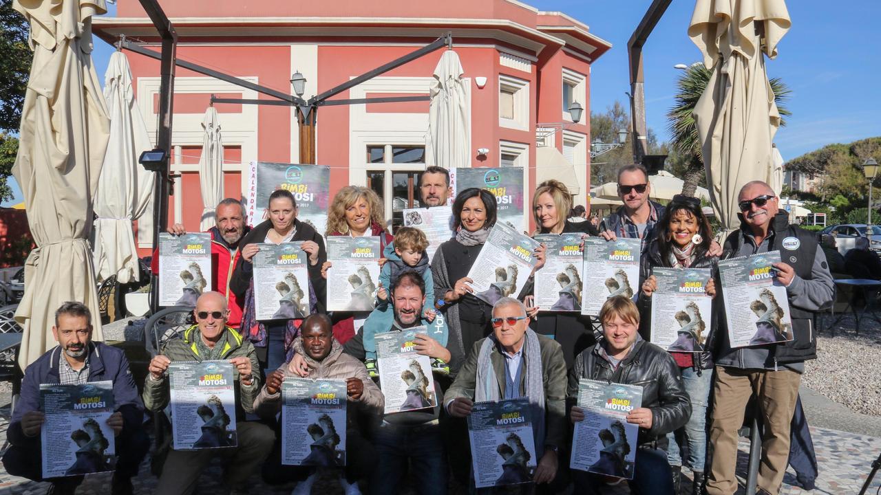 La presentazione del calendario dei bimbi motosi in Baracchina Rossa (Pentafoto)
