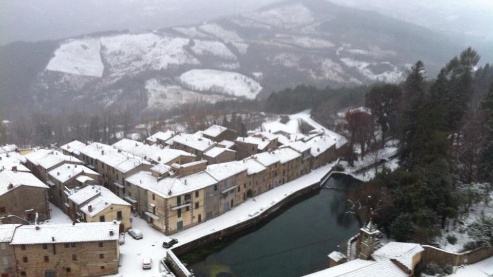 Neve a Santa Fiora (foto d'archivio)