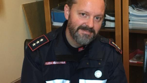 Polizia municipale deve pagare la visura al Pra di tasca propria
