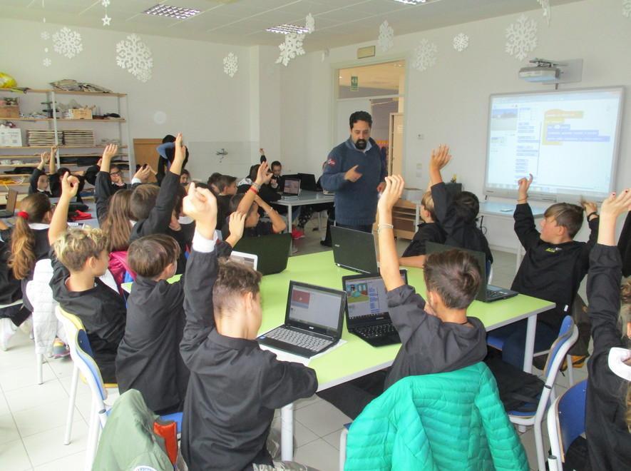 In aula c’è la logica del computer 